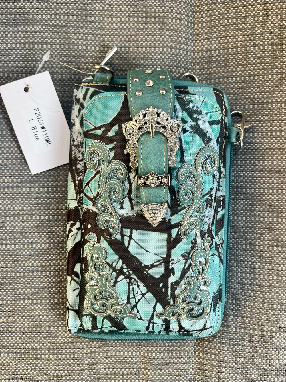 Lunar Deer Camouflage Western Buckle Crossbody Phone Wallet
